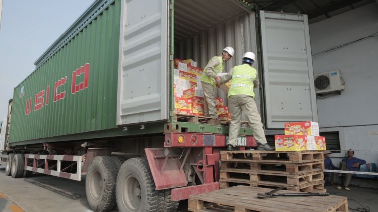 Thuê xe container chở hàng